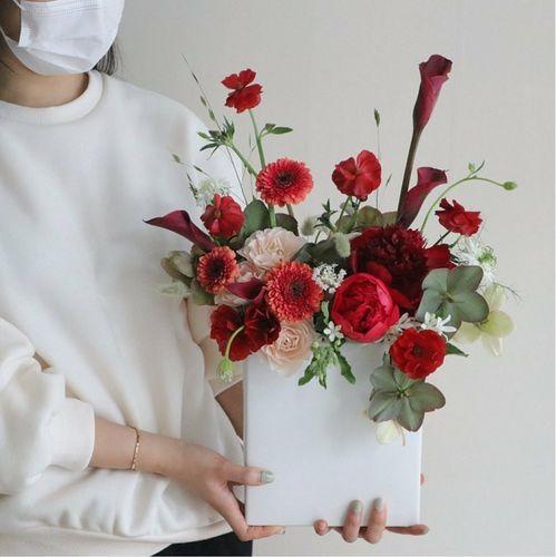 国产芍药小花束视频下载,捕捉春日浪漫瞬间