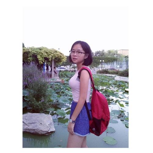 国产平胸女孩视频,展现独特魅力与自信风采