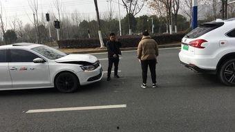 国产车半挂事故视频大全,安全警示警钟长鸣